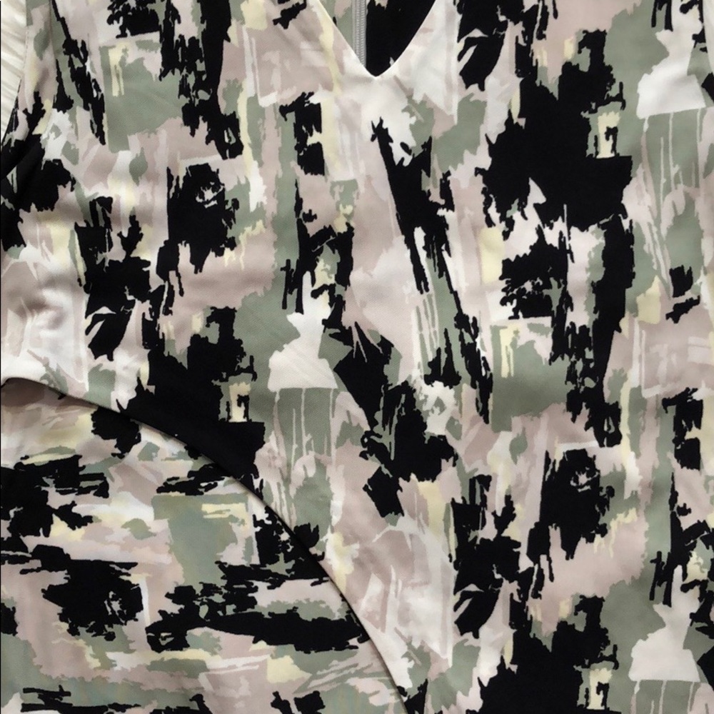 Hugo Boss Black and Gray Camouflage Blouse - Picture 7 of 8